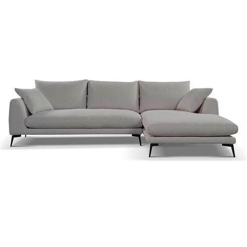 Nottingham is een bank met een modern design en grote zitkussens. De romp is van massief
hout met een nosagvering. - Hover