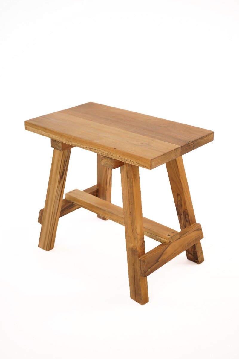 Teak Solid krukje met gesloten zitting, massief en stijlvol, afmetingen 50x30x45 cm