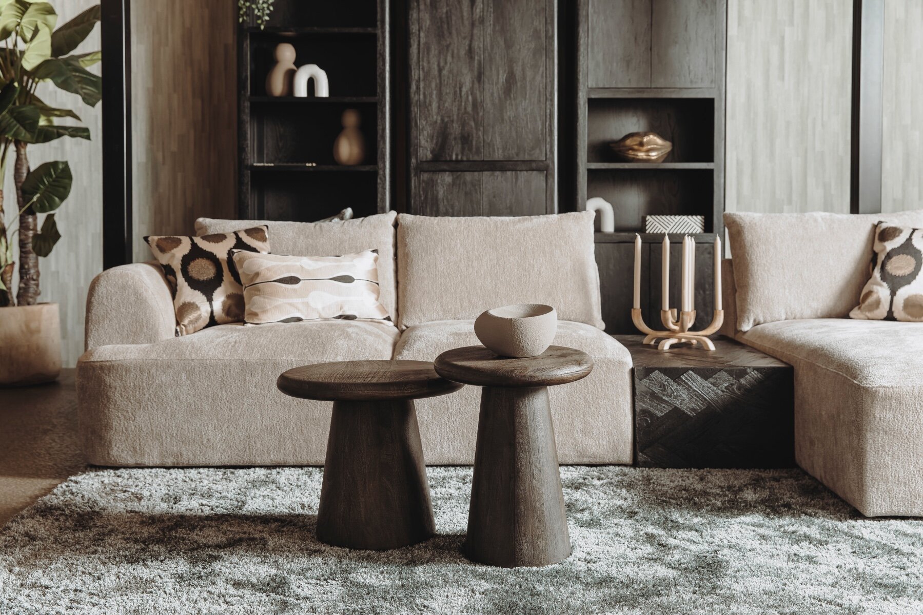 Canterbury | 2,5-zits + chaise lounge (293 x 170 cm) | Color = mona 110 grey white
