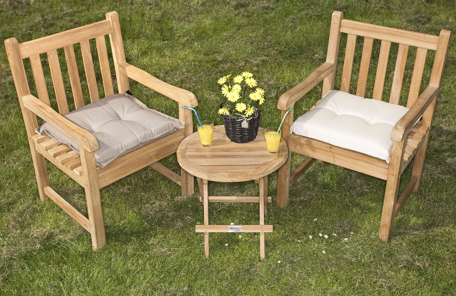 Balkony tuinset | Rond klaptafeltje met 2 Windsor Tuinstoelen - ST016-ST036