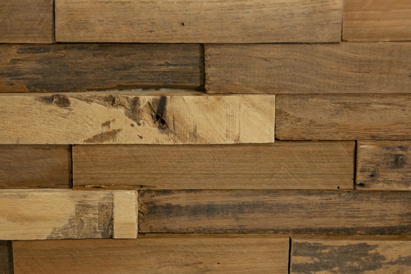 Teak plakhout | Rustiek | 18x49.5x2 - DEV-WC-RN