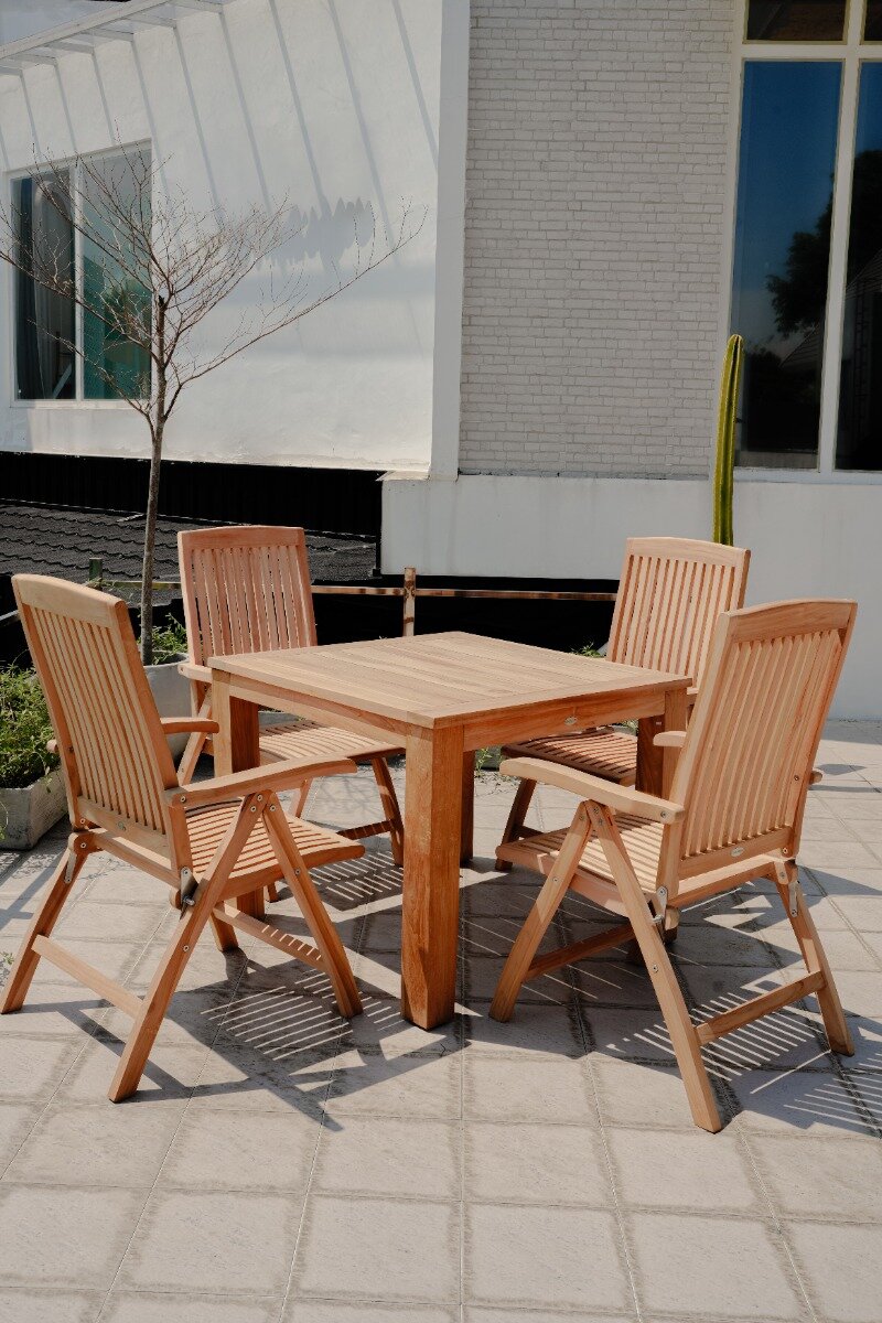 Teakea Teakhouten Tuinset met 2 verstelbare Linda standenstoelen en vierkante tafel van 100x100 cm – buitenmeubelen van teak

