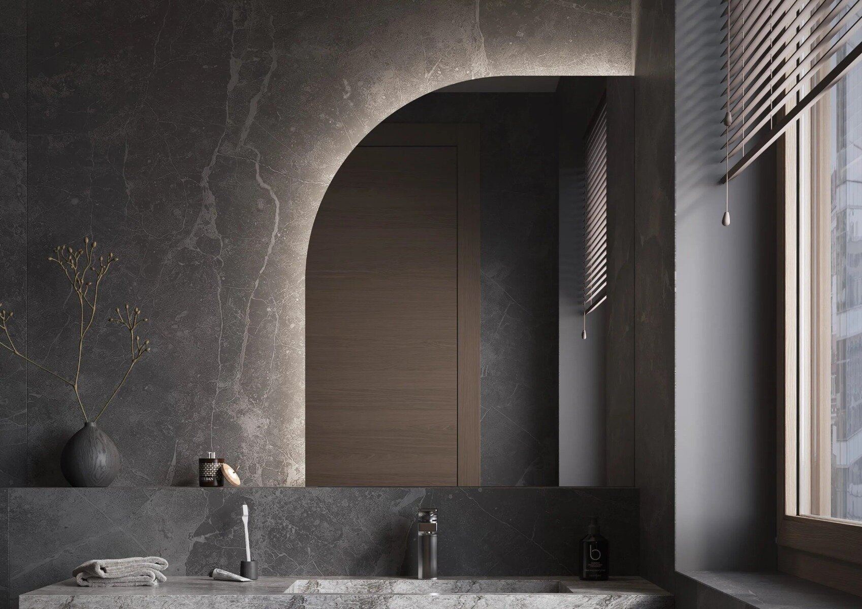 De EZE spiegel: elegante ronde maatwerk spiegel met vlakke rechter- en onderzijde voor een moderne uitstraling. Perfect voor sanitaire ruimtes en woonruimtes zoals slaapkamer, hal of woonkamer. Verkrijgbaar in maatwerkafmetingen van 1000 mm tot 1400 mm, m