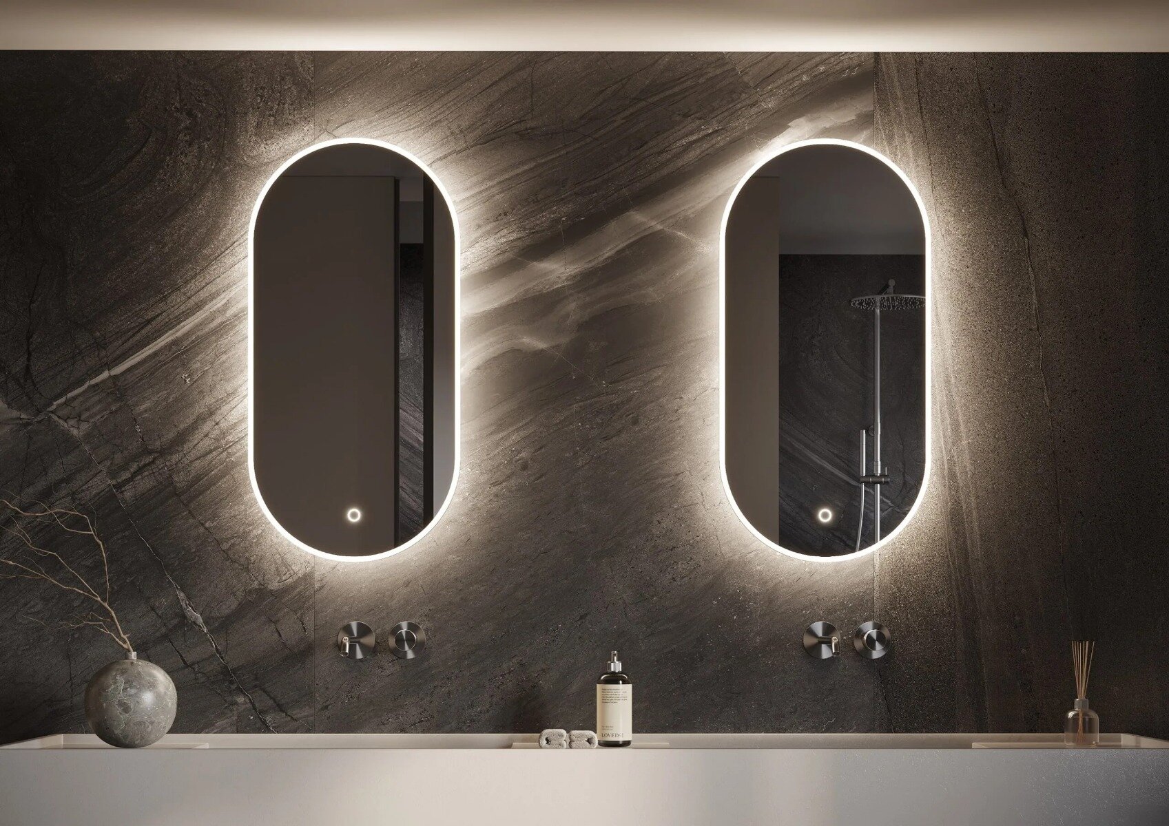 SAINT TROPEZ ovale spiegel 450×900 mm met LED verlichting, touchdimmer (warm/koud licht), en geïntegreerde spiegelverwarming – stijlvol design, CE-gecertificeerd, snelle levering.