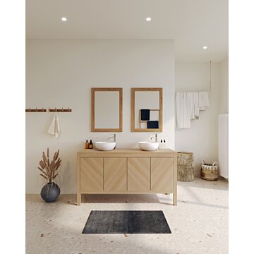 Badkamermeubel Luca met diagonaal lattenfront, verkrijgbaar in diverse kleuren en afmetingen, perfect voor een stijlvolle badkamer.