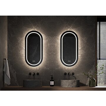 Ovale HANNOVER spiegel 450×1000 mm met geïntegreerde LED-verlichting, touchdimmer en spiegelverwarming – modern design, condensvrij en CE-gecertificeerd. Snelle levering en 2 jaar garantie.