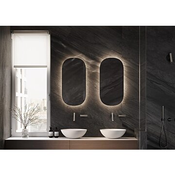 Moderne MELBOURNE spiegel met maatwerkopties, verkrijgbaar in diverse afmetingen en kleuren zoals mat zwart. Voorzien van LED-verlichting, Bluetooth-audio en digitale klok. Stijlvolle en functionele designspiegel met CE-markering en 2 jaar garantie.