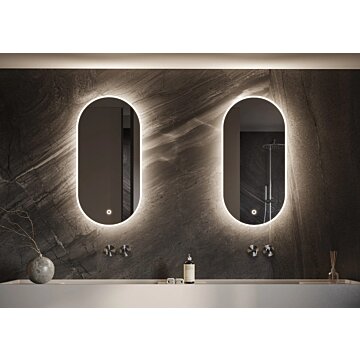 SAINT TROPEZ ovale spiegel 450×900 mm met LED verlichting, touchdimmer (warm/koud licht), en geïntegreerde spiegelverwarming – stijlvol design, CE-gecertificeerd, snelle levering.