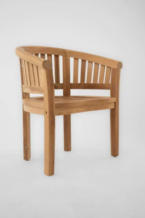 Peanut Teak Tuinstoel – Massief Teakhout – Slank & Stapelbaar Design – 45×52,5×86 cm