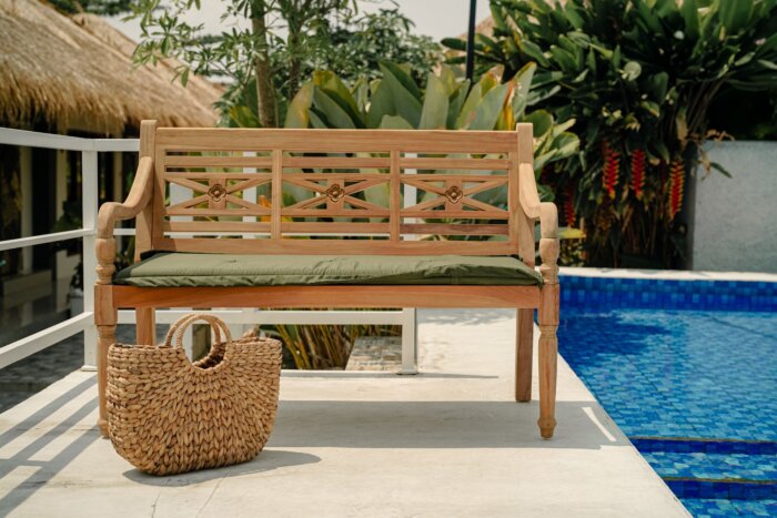 Teak stationsbank 100 cm breed van gerecycled teakhout, stijlvol robuust model 

