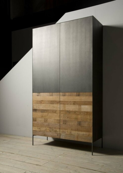 Pandora Cabinet 4 deuren | Teak met Blauwstaal 110x45x201 - TWR-MX0012